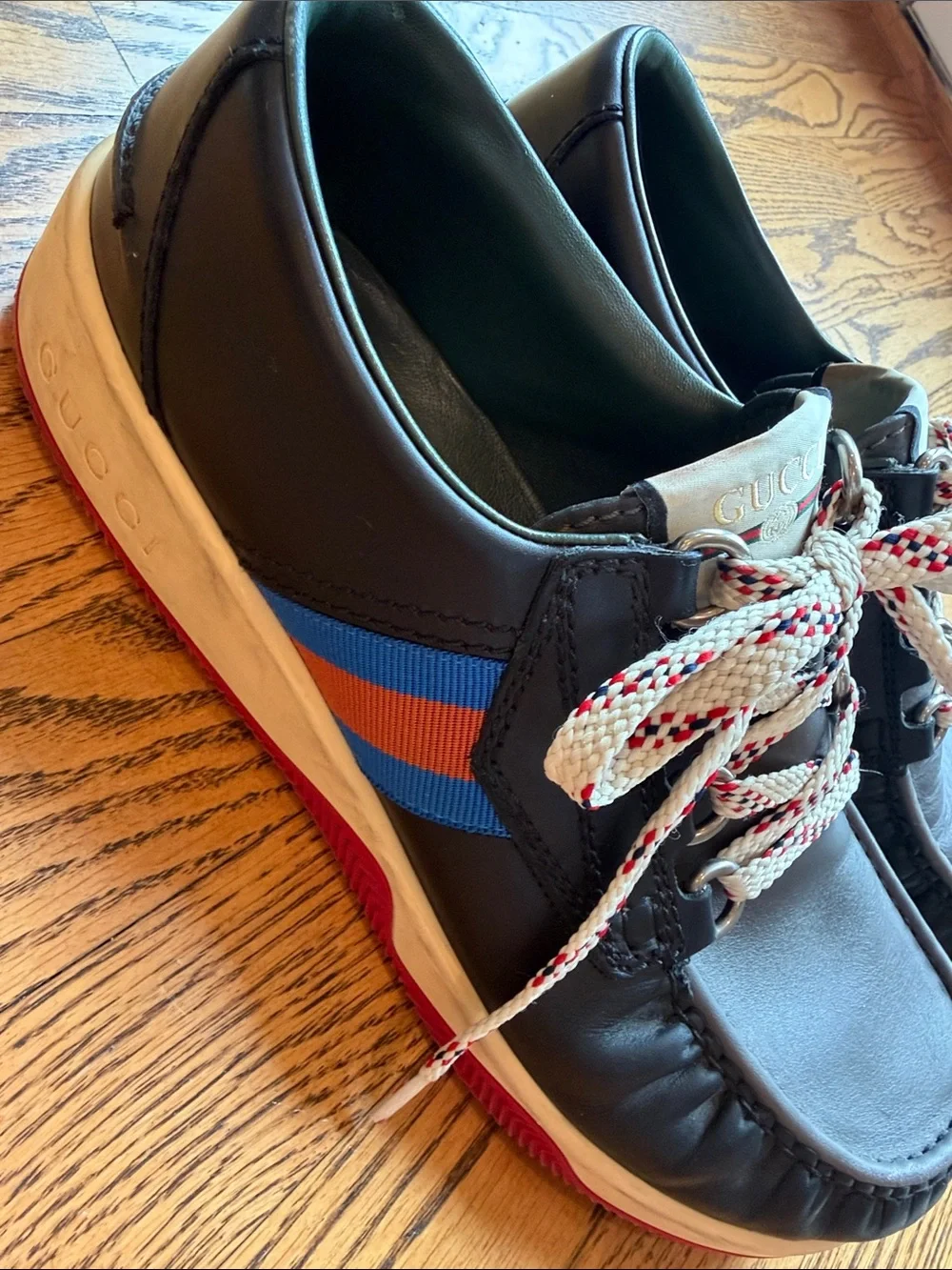 Gucci Men’s Black and Charcoal Leather Boat Shoes with Blue & Red Stripe
